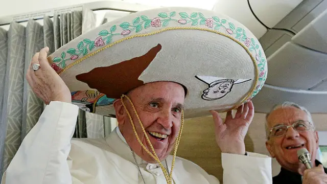 Francisco en el avión