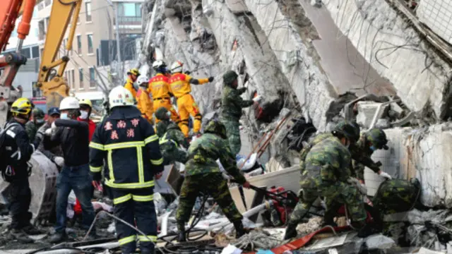 搜救隊員找到台南維冠金龍大樓最後一名罹難者。