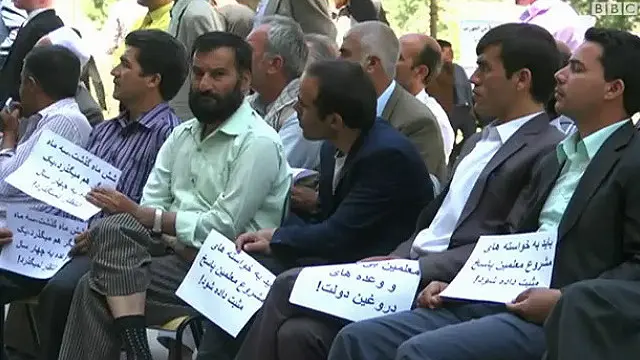 سال گذشته معلمان کابل و هژده ولایت دیگر افغانستان دست به اعتصاب زدند