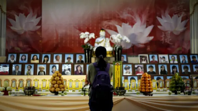 罹難者參加追悼會。