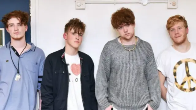 viola beach