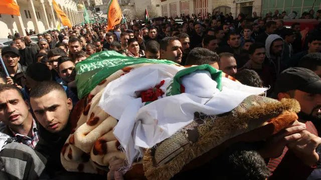 plaestinian teenager