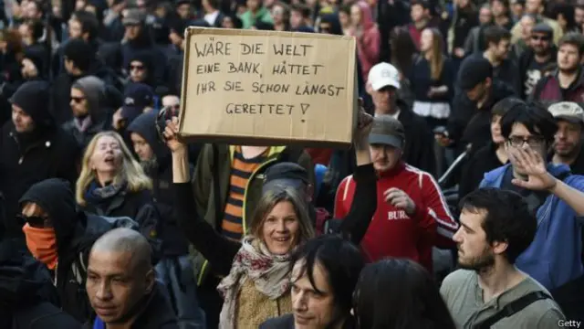 Los países que implementaron políticas de austeridad se encontraron con protestas como éstas.