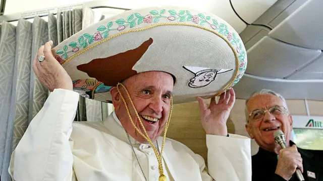 Francisco con sombrero mexicano