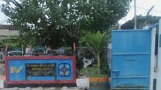Pabrik PT Ratania Khatulistiwa di Jalan Greges Barat no.17A, Surabaya.