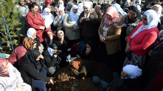Cizre'de hayatını kaybeden Mahmut Bulak'ın cenazesi 10 Şubat'ta defnedildi.