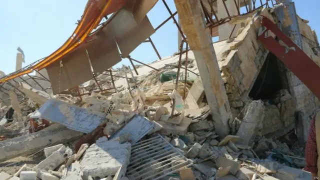 聯合國表示，敘利亞西北部的學校和醫院遭導彈空襲後已造成近50人死亡。