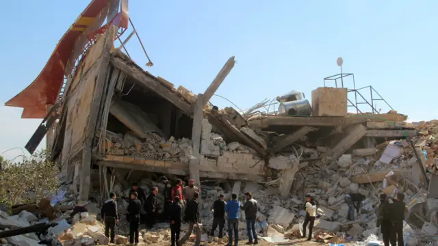 مرآۃ النعمان میں واقع ہپستال فرانسیسی طبی تنظیم میدیسان سان فرنتیر کے زیرِ انتظام چلایا جا رہا تھا