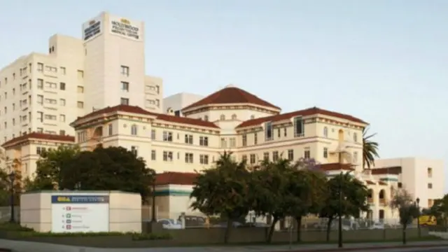 اضطر المركز الطبي في هوليود إلى دفع 17 الف دولار لتشغيل اجهزته