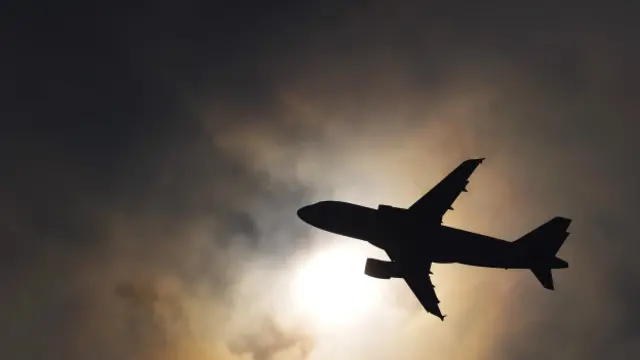 ماہرین کا خیال ہے کہ کسی طیارے کے ڈرون سے ٹکرانے کا کچھ بھی نتیجہ ہو سکتا ہے