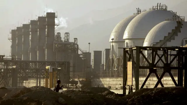 ایران نے حال ہی میں پابندیاں اٹھنے کے بعد تیل کی برآمد دوبارہ شروع کی ہے