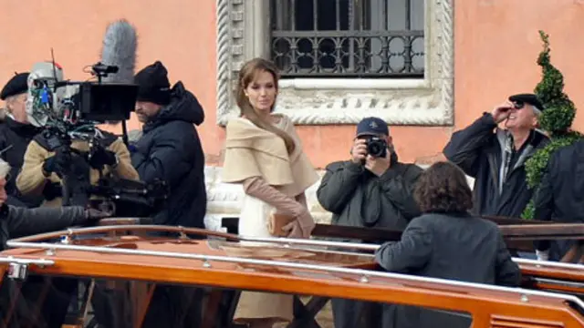 На знімальному майданчику фільму "Турист" з Джонні Деппом та Анжеліною Джолі