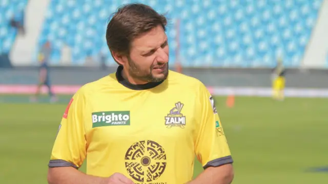 پشاور زلمی کی قیادت پاکستان کی قومی ٹی 20 ٹیم کے کپتان شاہد آفریدی کے پاس ہے