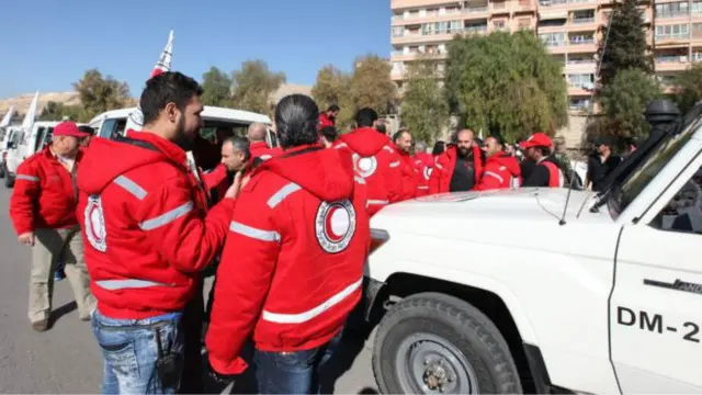 ကုလ သမဂ္ဂနဲ့ ဆီးရီးယား လခြမ်းနီ အဖွဲ့တို့ရဲ့ အကူယာဉ်တန်းတွေ ဗုဒ္ဓဟူးနေ့ အစောပိုင်းက စတင် ထွက်ခွာခဲ့။