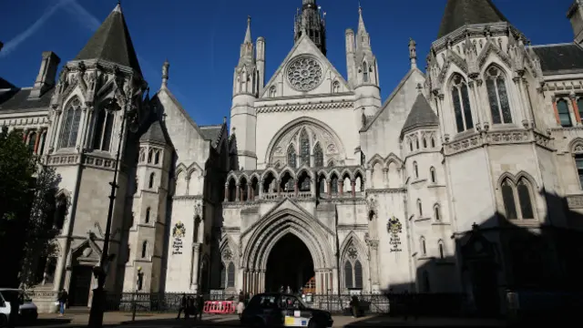 Высокий суд Лондона