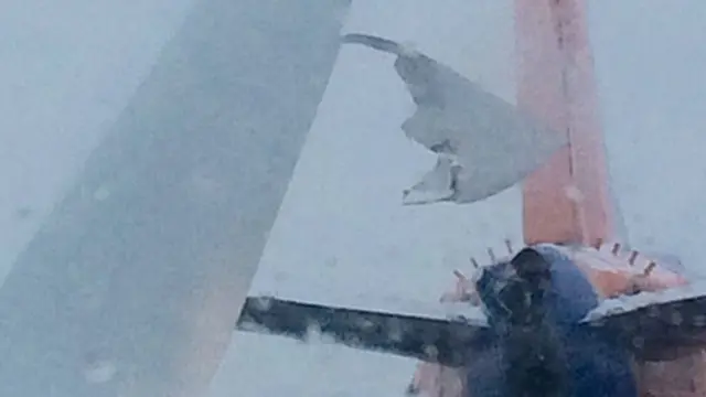 فیڈرل ایوی ایشن اتھارٹی کا کہنا ہے کہ اس حادثے کی تحقیقات کی جائیں گی