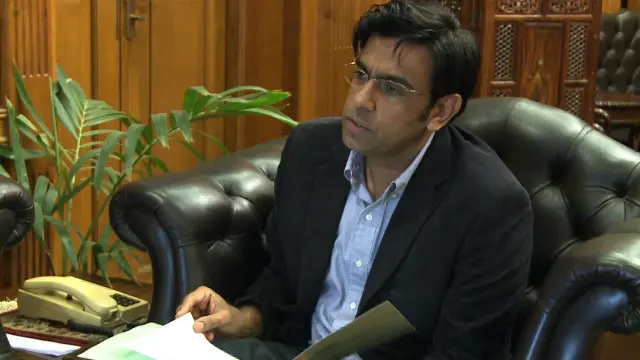 ٹاسک فورس برائے انسداد پولیو کے سربراہ اور کراچی کے کمشنر، سید آصف حیدر نے تسلیم کیا ہے کہ انتظامی سطح پر کچھ ایسی کوتاہیاں ہو رہی ہیں