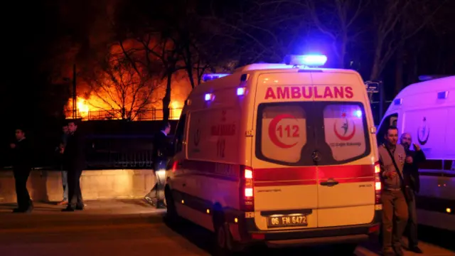 Partlayış hökumət binaları yerləşən əraziyə yaxın yerdə baş verib