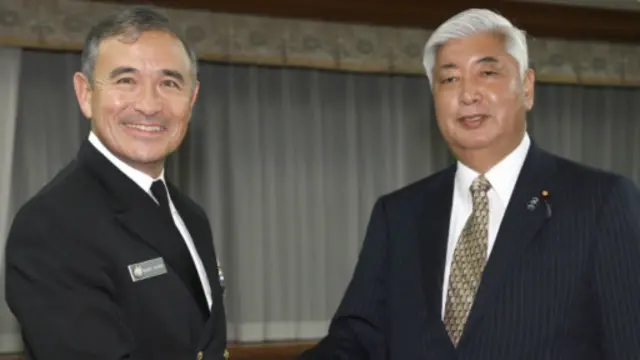 美国太平洋舰队司令哈里斯周三(17日）与日本防卫相中谷元举行会晤。