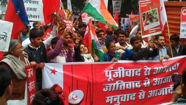 कन्हैया कुमार की गिरफ्तारी के ख़िलाफ़ नई दिल्ली में प्रदर्शन.