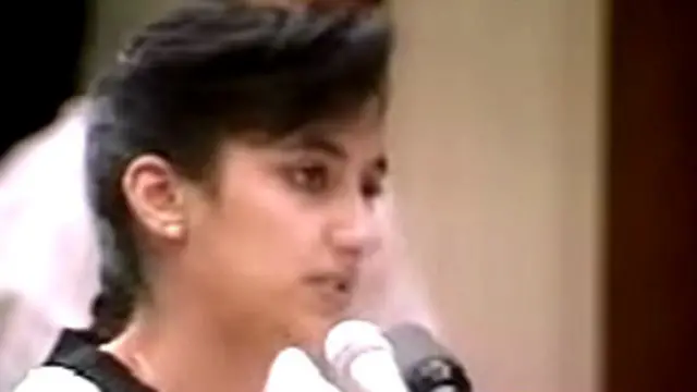 Nayira lloró e hizo llorar con sus palabras a los asistentes.