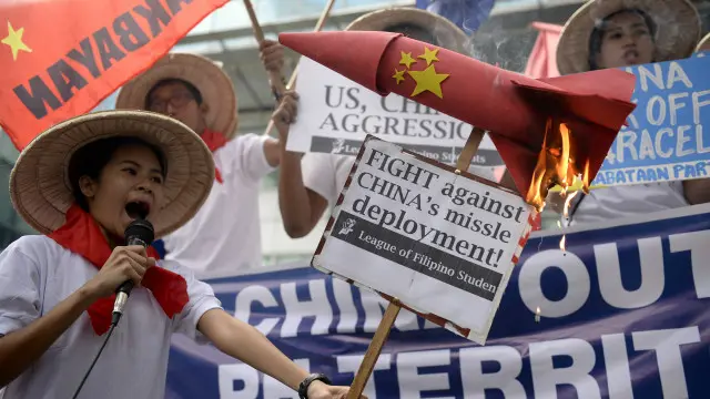 Sinh viên Philippines phản đối Trung Quốc ở Manila hôm 19/2