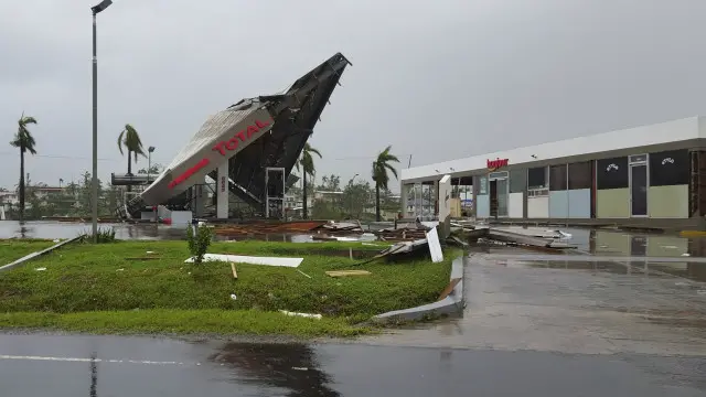 طوفان کے ٹکرانے کے دو روز بعد ہونے والی تباہی کو مکمل تخمینہ لگایا جا رہا ہے