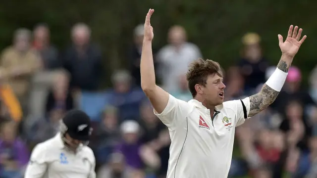 آسٹریلیا کی جانب سے پیٹنسن کے تین کھلاڑیوں کو آؤٹ کیا