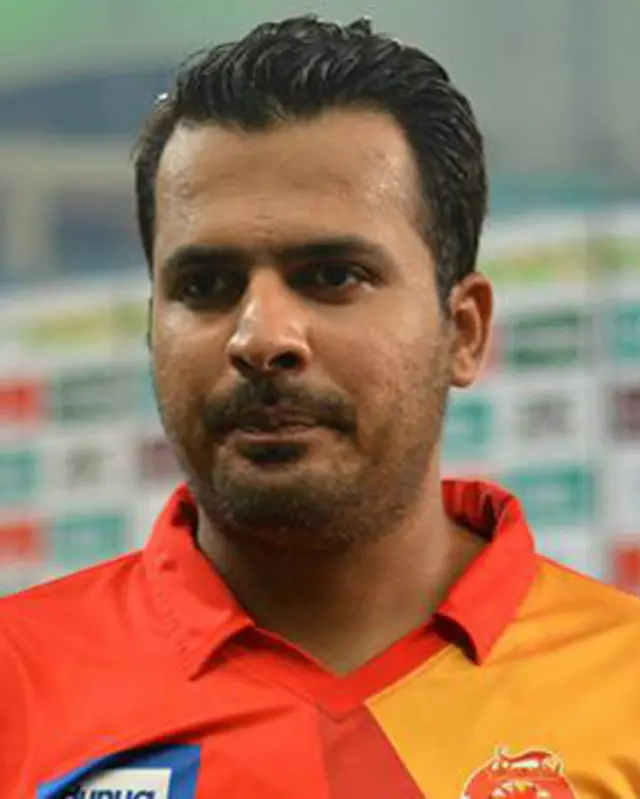  شرجیل خان نے پاکستان سپر لیگ میں ایک سنچری اور ایک نصف سنچری کی مدد سے دس میچوں میں 287 رنز بنائے ہیں