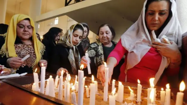 دولت اسلامیہ کے حملے کے نتیجے میں بہت سے عیسائیوں کو اپنے گھر بار چھوڑنے پر مجبور ہونا پڑا