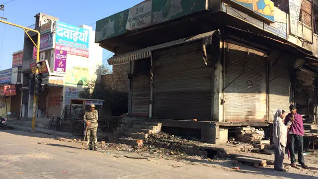 रोहतक में तैनात पुलिस कर्मचारी.