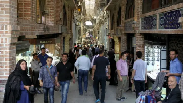 در ایران بر اساس آمارهای پزشکی قانونی به طور میانگین روزانه یکهزار و ششصد نفر به دلیل نزاع و درگیری به این سازمان مراجعه می کنند و تشکیل پرونده می دهند که طبیعتا استان تهران به دلیل عنصر جمعیت و بافت رنگارنگ اجتماعی اش، رتبه اول را دارد. یعنی در هر ساعت شصت و شش نفر با هم دچار درگیریهایی شده اند که منجر به جرح یا قتل شده است