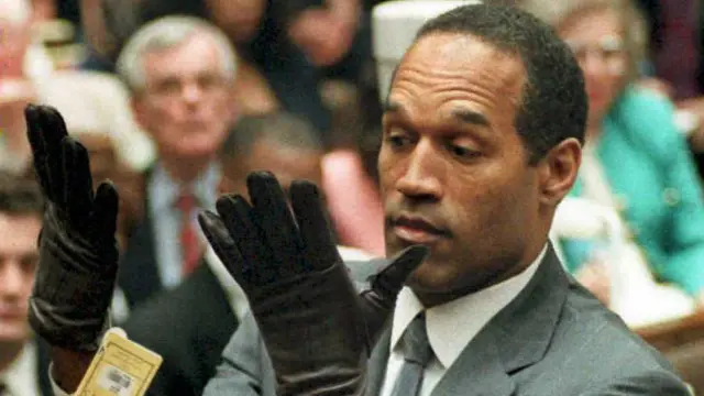 O.J. Simpson durante el juicio criminal en su contra en 1994