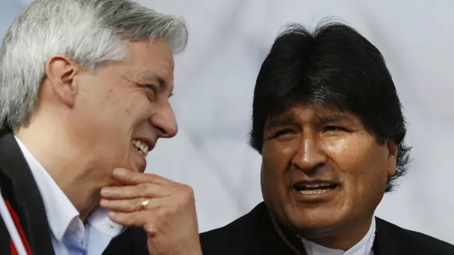 El centro de cómputo del Tribunal Supremo Electoral de Bolivia procesa las actas electorales.