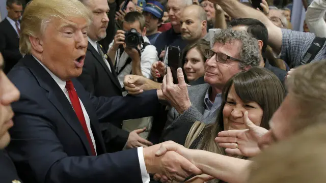 Ông Donald Trump ăn mừng chiến thắng ở Nevada