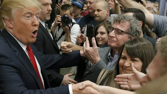 Donald Trump menang tiga kali berturut-turut dalam pemilihan pendahuluan bakal kandidat presiden dari Partai Republik.