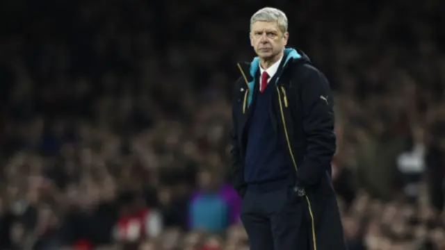 温格自己也承认进入欧冠八强的机会渺茫。