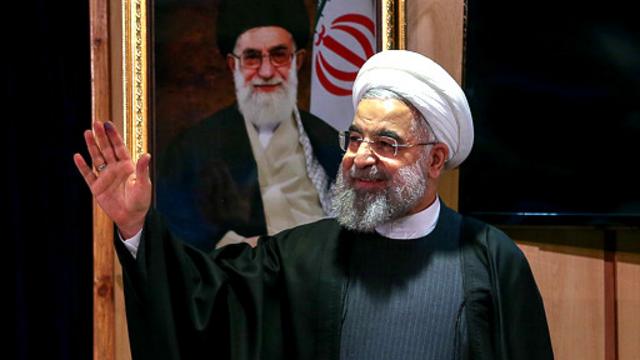روحانی: کدام تجارت پرسودی است که می‌توان با یک ساعت تلاش ، ۴ یا هشت سال از آثارش بهره برد؟