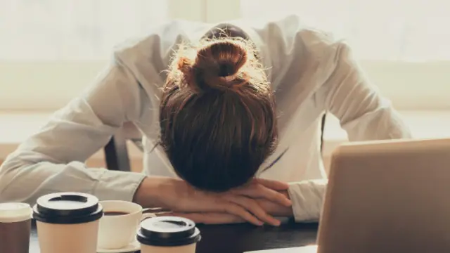 Existe un desajuste entre nuestros horarios laborales y nuestro reloj biológico.