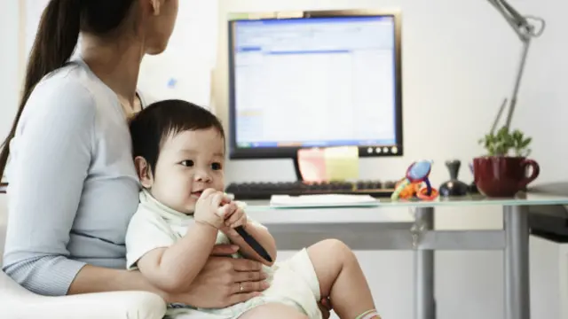 Las jornadas de trabajo más flexibles facilitarían la conciliación entre la vida laboral y doméstica.