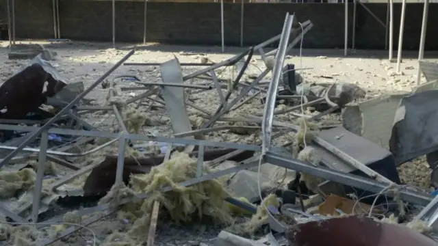 Bombalanan muhatrlık binası. 