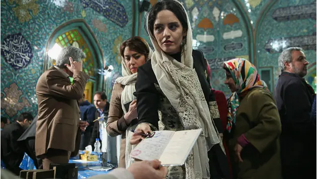 Dalam pemilu Iran, para pemilih menentukan 290 anggota parlemen untuk masa jabatan empat tahun dari sekitar 12.000 calon yang terdaftar.