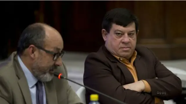 دائیں جانب فرانسسکو جیرون کو دیکھا جا سکتا ہے جنھیں 120 سال قید کی سزا ہوئی ہے