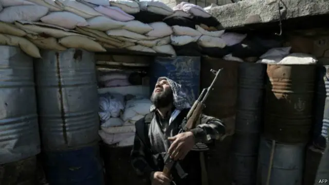 يتداول الإعلام تقارير عن عمليات تطهير عرقي في بعض مناطق سوريا.