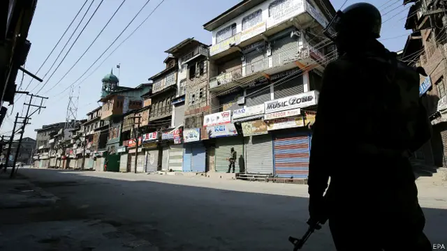 कश्मीर में चरमपंथ