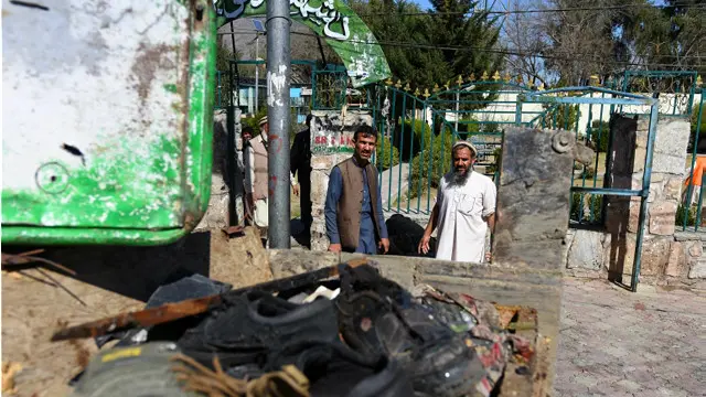 برید د ولایت مقام مخې ته د خلکو د ګڼې ګوڼې په یوه سیمه کې د پلي ځانمرګي له خوا شوی