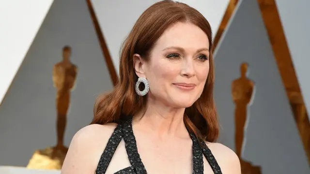Julianne Moore fue la encargada de entregar el premio al mejor actor.