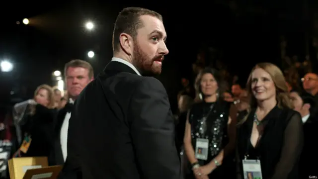 Співак Сем Сміт отримав Оскар як виконавець найкращої пісні до фільму - Writing"s on the Wall, що лунала у стрічці про Джеймса Бонда "Спектр".