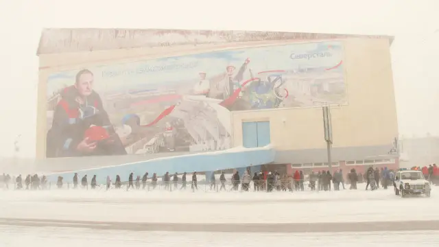 Нынешняя трагедия - четвертая на "Северной" с 2000 года. Первые три унесли жизни 17 шахтеров