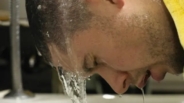 Мытье головы